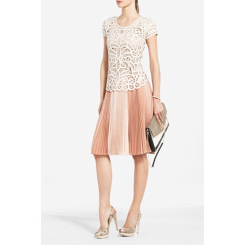 ⭐️ BCBG Apricot Pleated Skirt